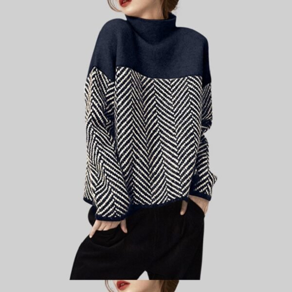 Navy Blue Colorblock Half-Mocked Knitted Sweater